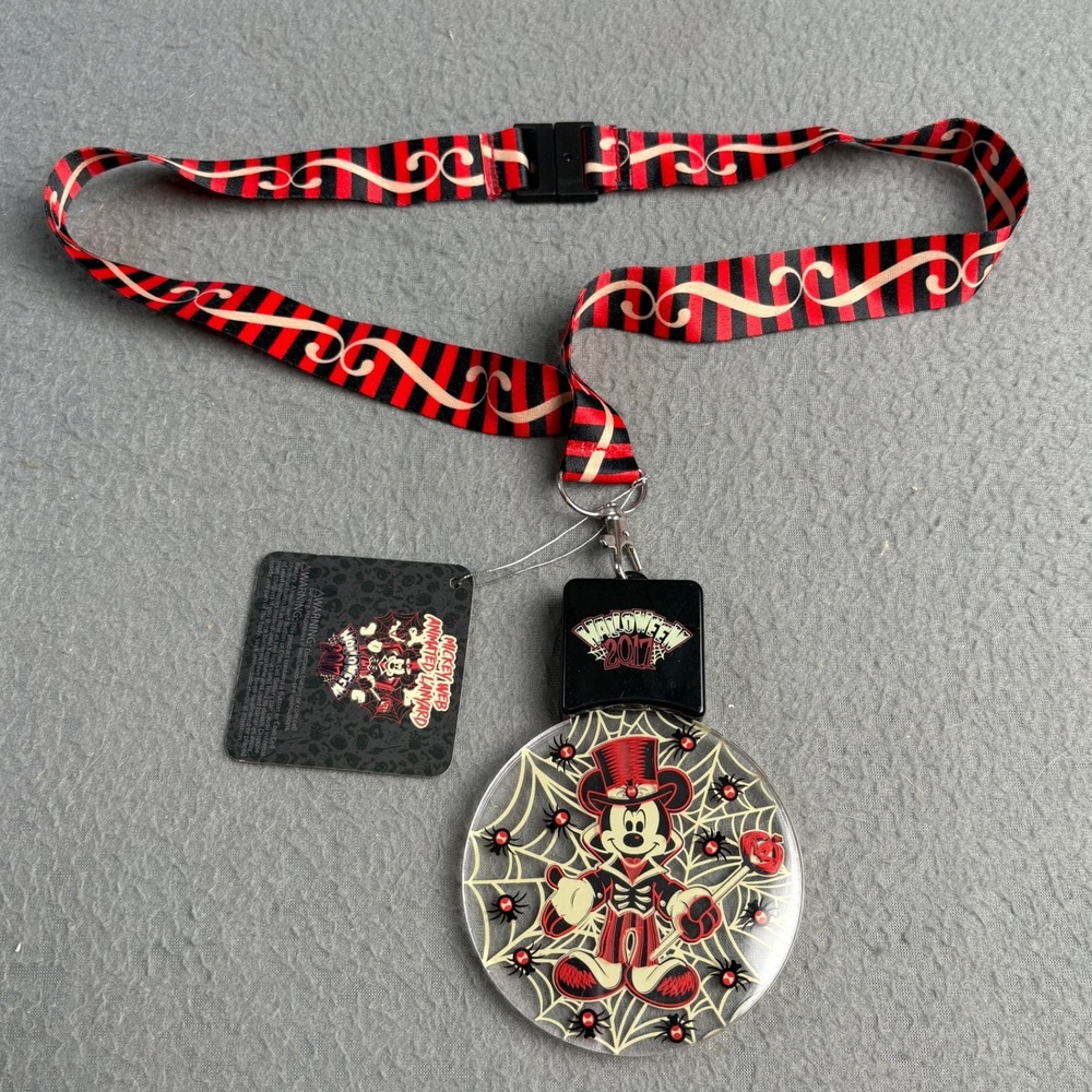 Disney Parks Mickey Mouse Web Animated Light Up Lanyard‎ Halloween 2017 New